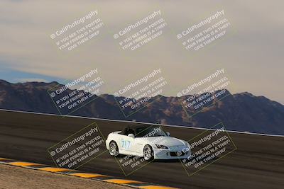 media/Jan-08-2023-SCCA SD (Sun) [[8f6a5b9391]]/Advanced Group/Session 1 (Bowl)/